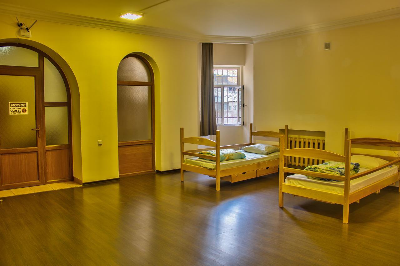 Classy And Cozy Hostel يريفان المظهر الخارجي الصورة